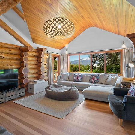 The Log House Villa Wanaka Eksteriør billede