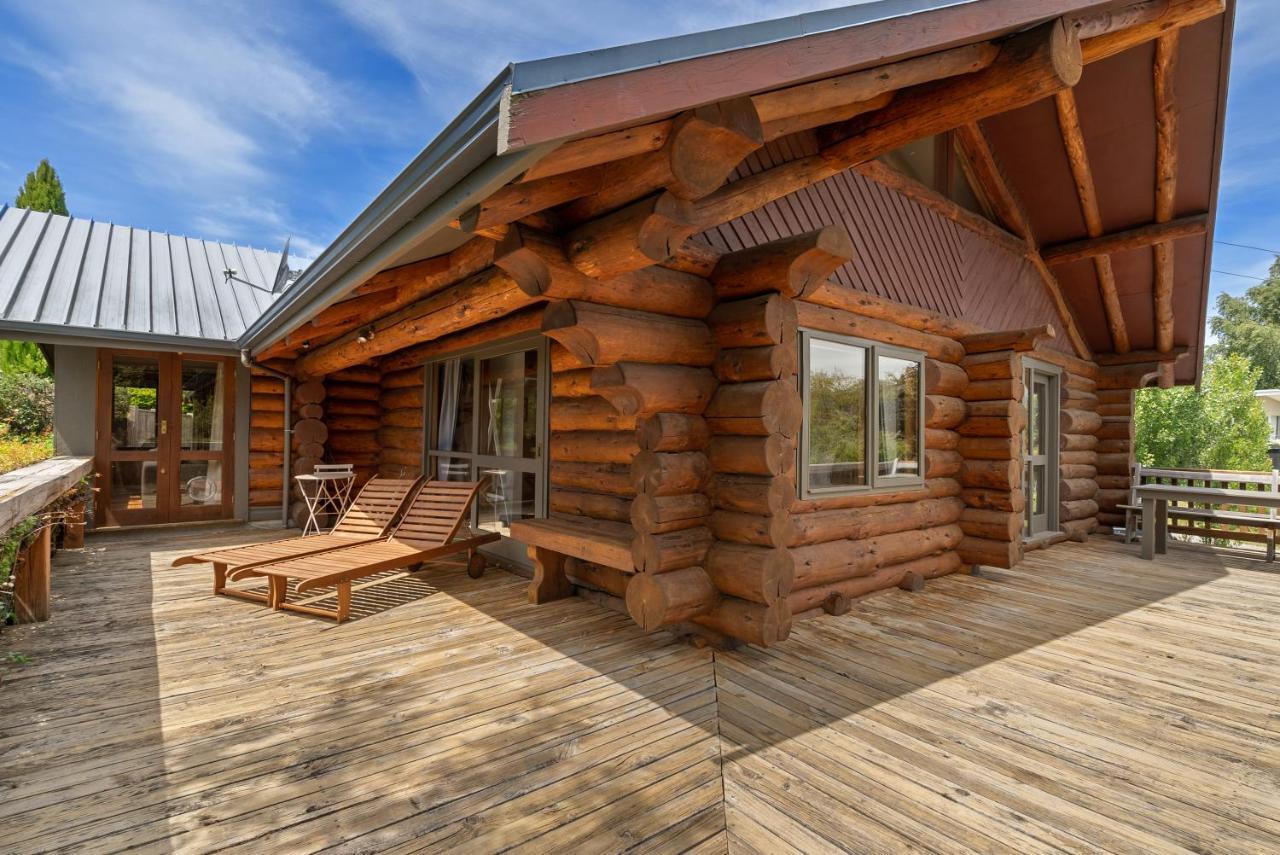The Log House Villa Wanaka Eksteriør billede