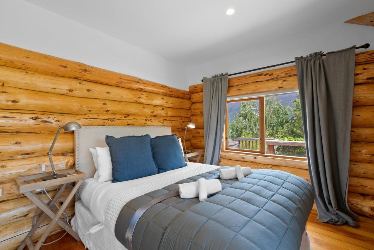 The Log House Villa Wanaka Eksteriør billede