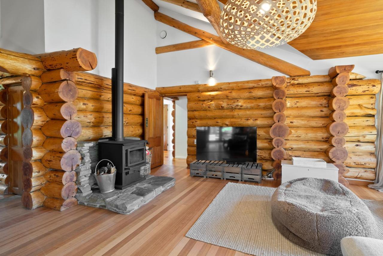 The Log House Villa Wanaka Eksteriør billede